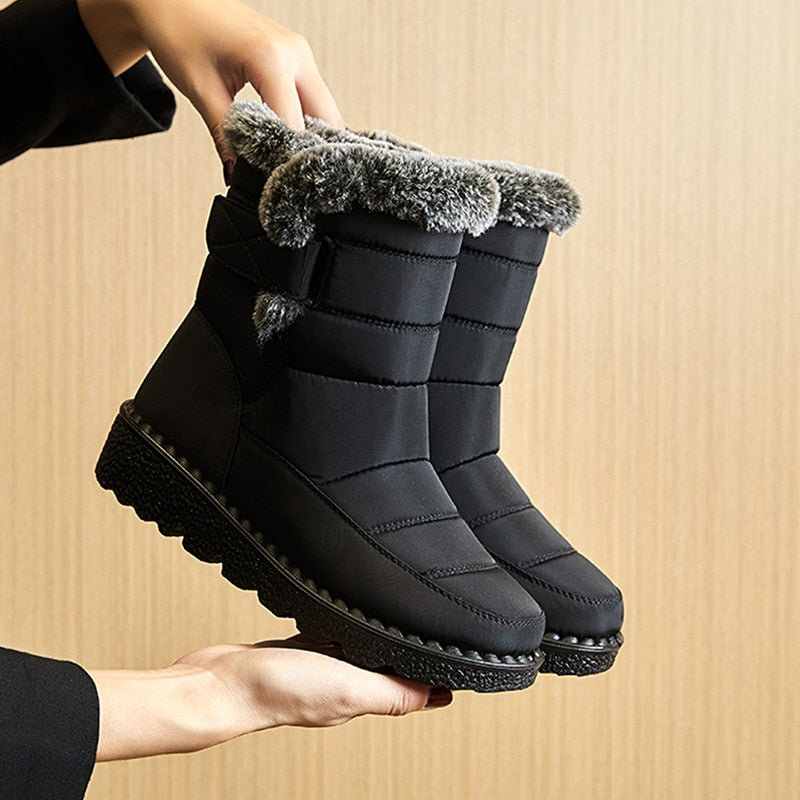 Angenehme und warme Damen-Winterstiefel