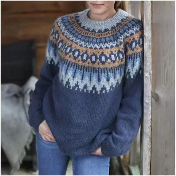 Damenpullover aus modischer Strickware