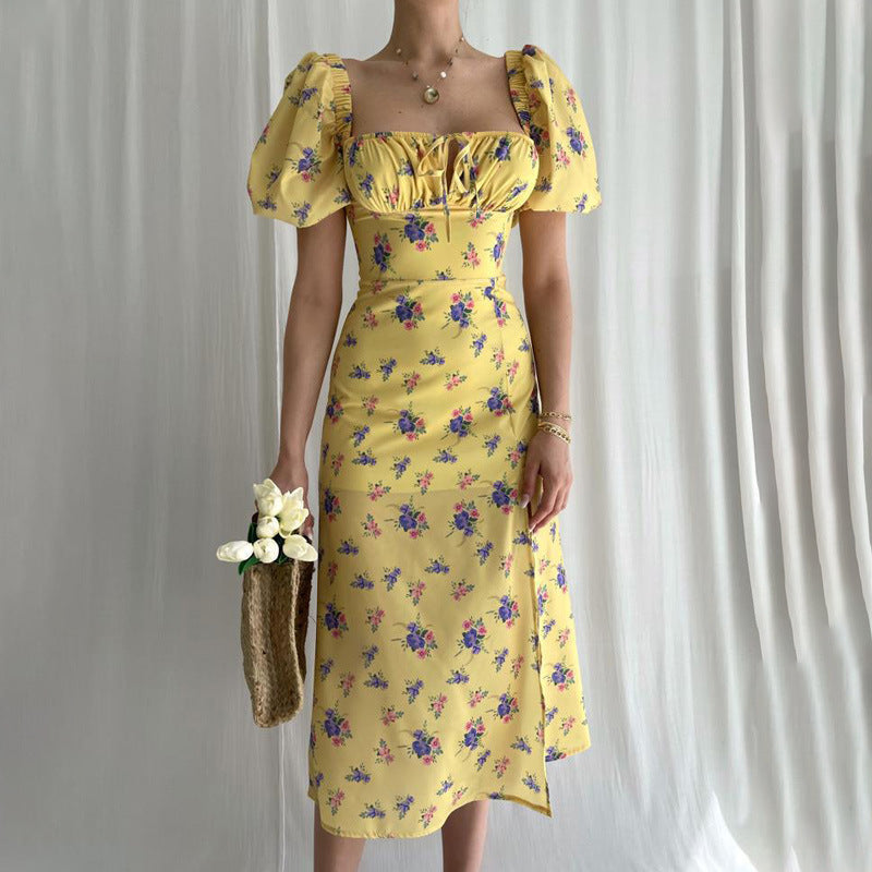 Fudus bedrucktes Kleid mit offener Schulter