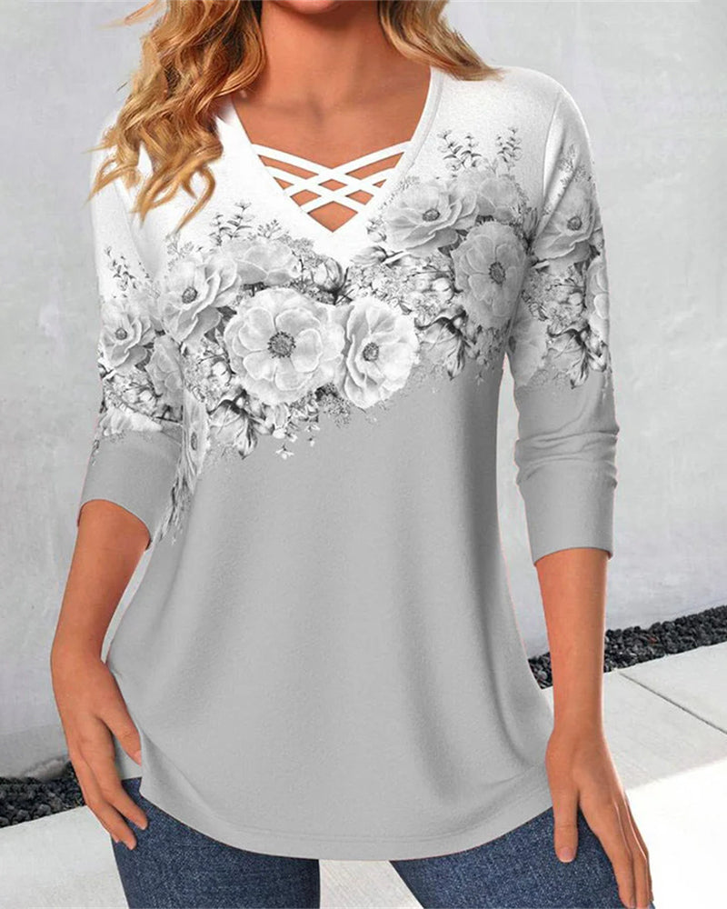 Blusen mit V-Ausschnitt und Blumenmuster