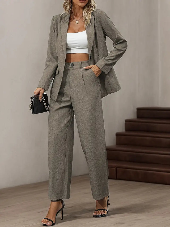 Elegantes Anzugset mit Blazer und Hose