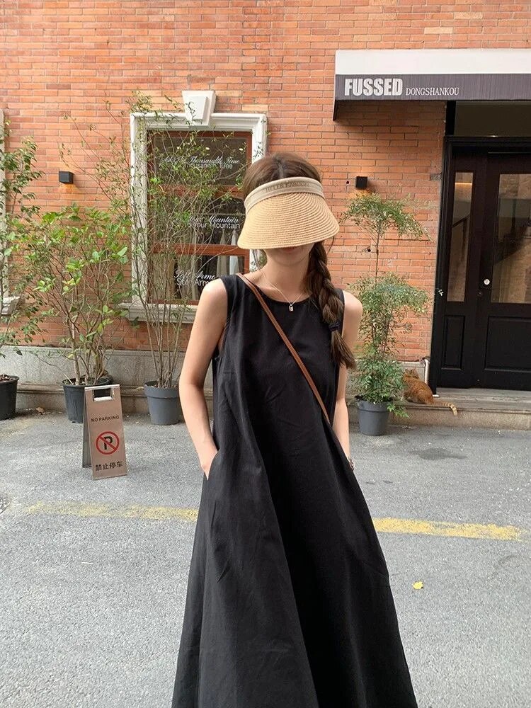 Audra – ärmelloses Westenkleid im Camisole-Stil