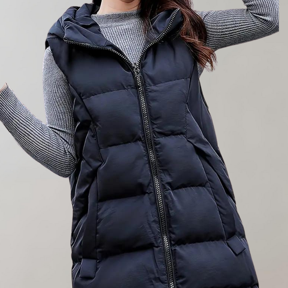 Elegantes, langes Wintermodell Felicie mit Kapuze für höchsten Tragekomfort