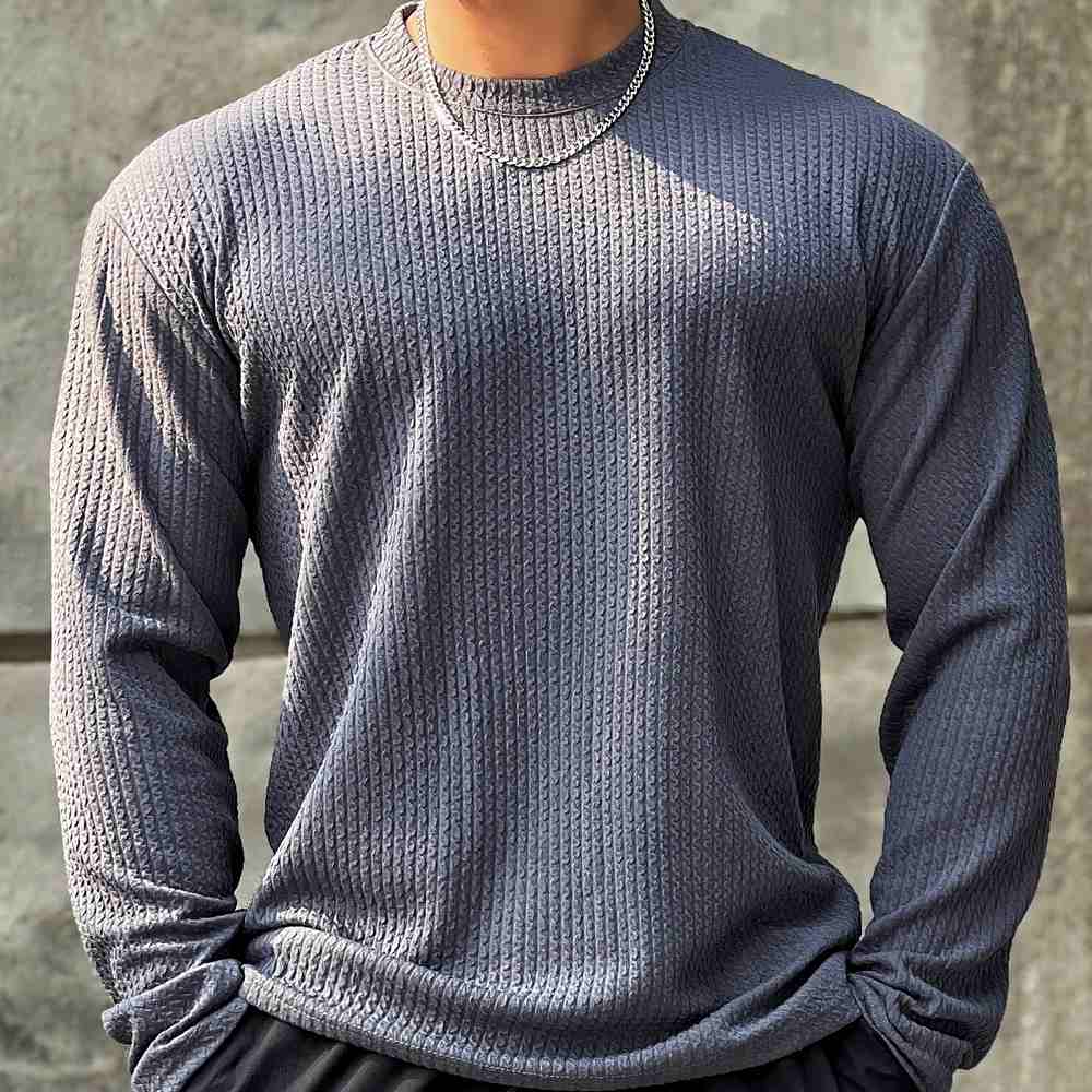 Sportlicher Herrenpullover zum Fitness