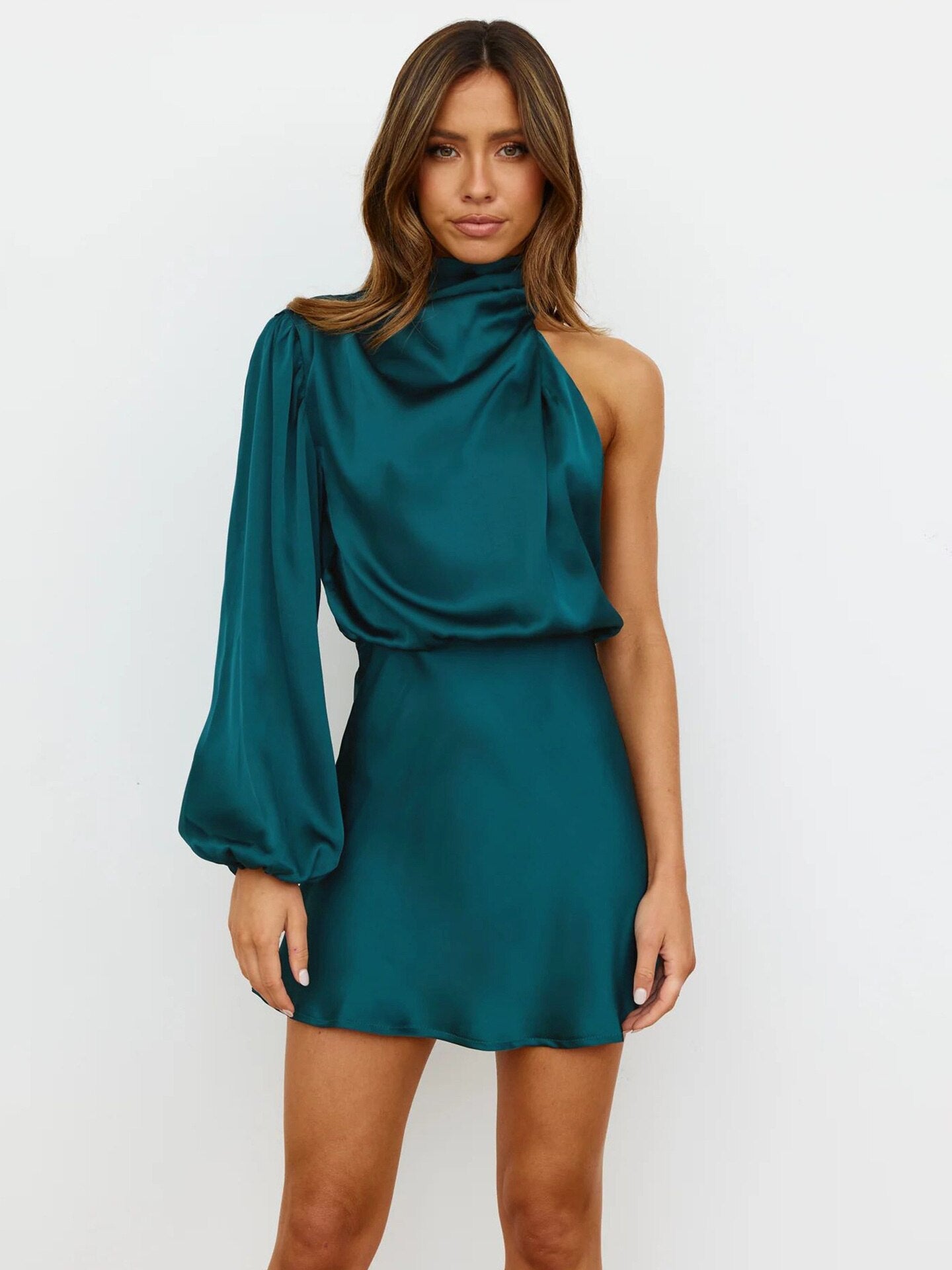Satin-Kleid mit langen Ärmeln - Geschenkidee