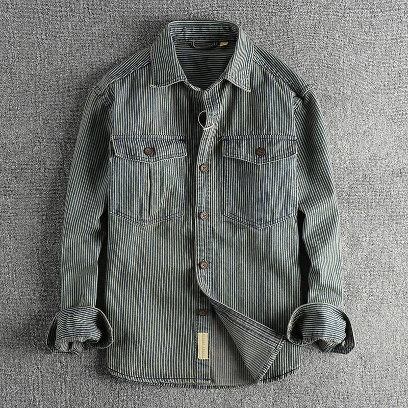Herrenhemd im klassischen Denim-Vintage-Stil