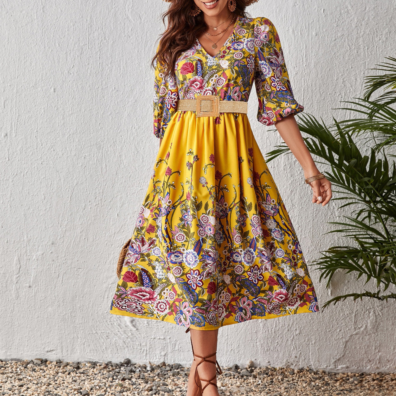 Fudus bedrucktes Lantern-Ärmel-Kleid mit Gürtel und V-Ausschnitt