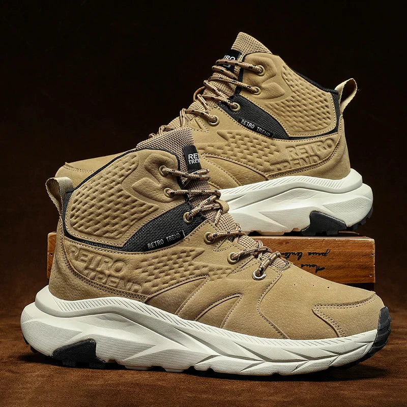 Moderne Trekkingschuhe für Herren von Hux