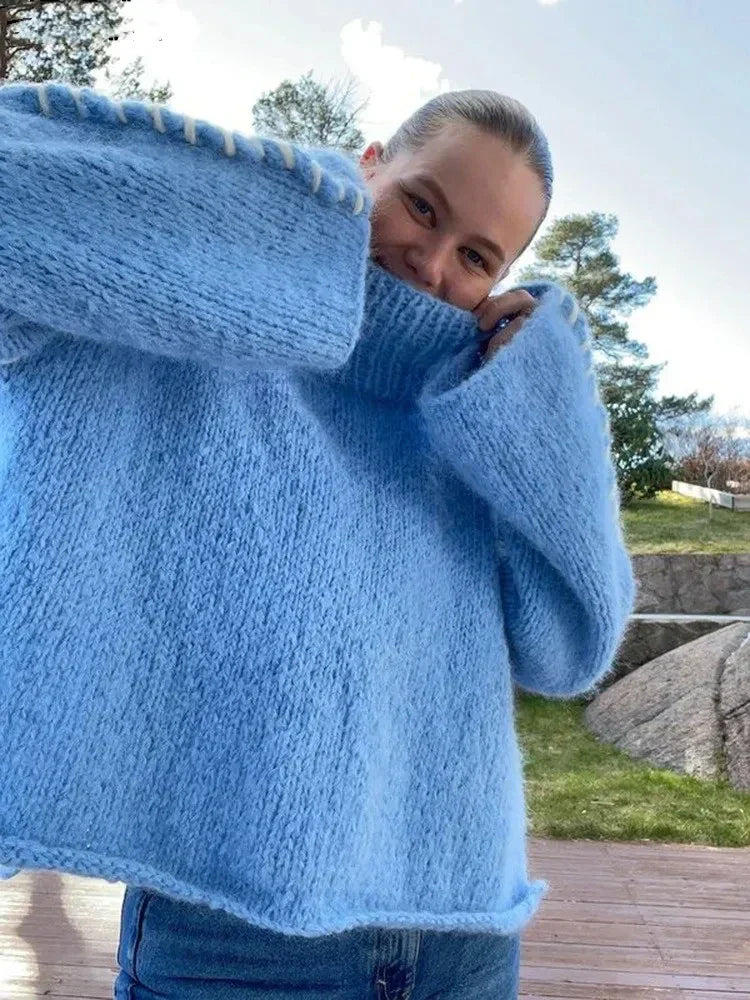 Großer gestrickter Aquila Pullover