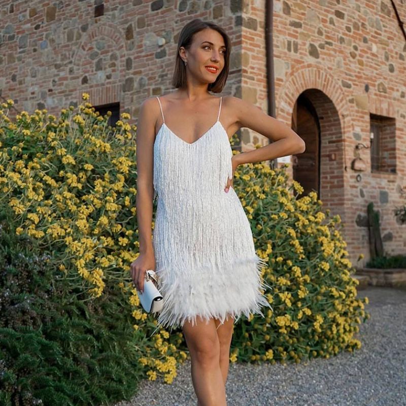 Kurzes Paillettenkleid mit Fransen – Sirka