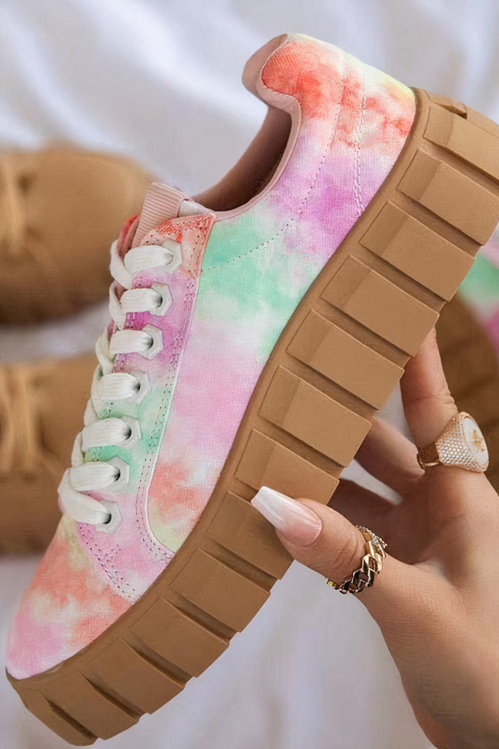 Einfarbige, niedrige Sneaker - Tula