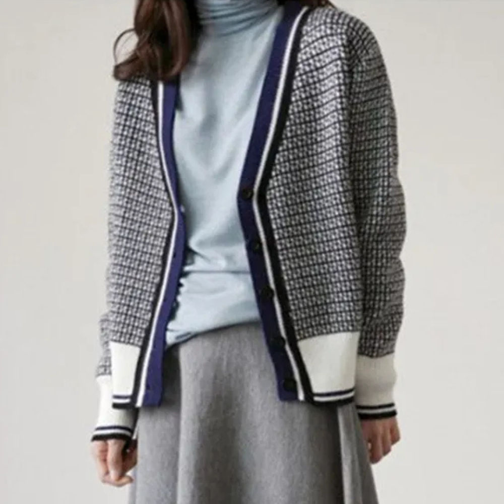 Trendige, legere Strickjacke für Damen von LILO