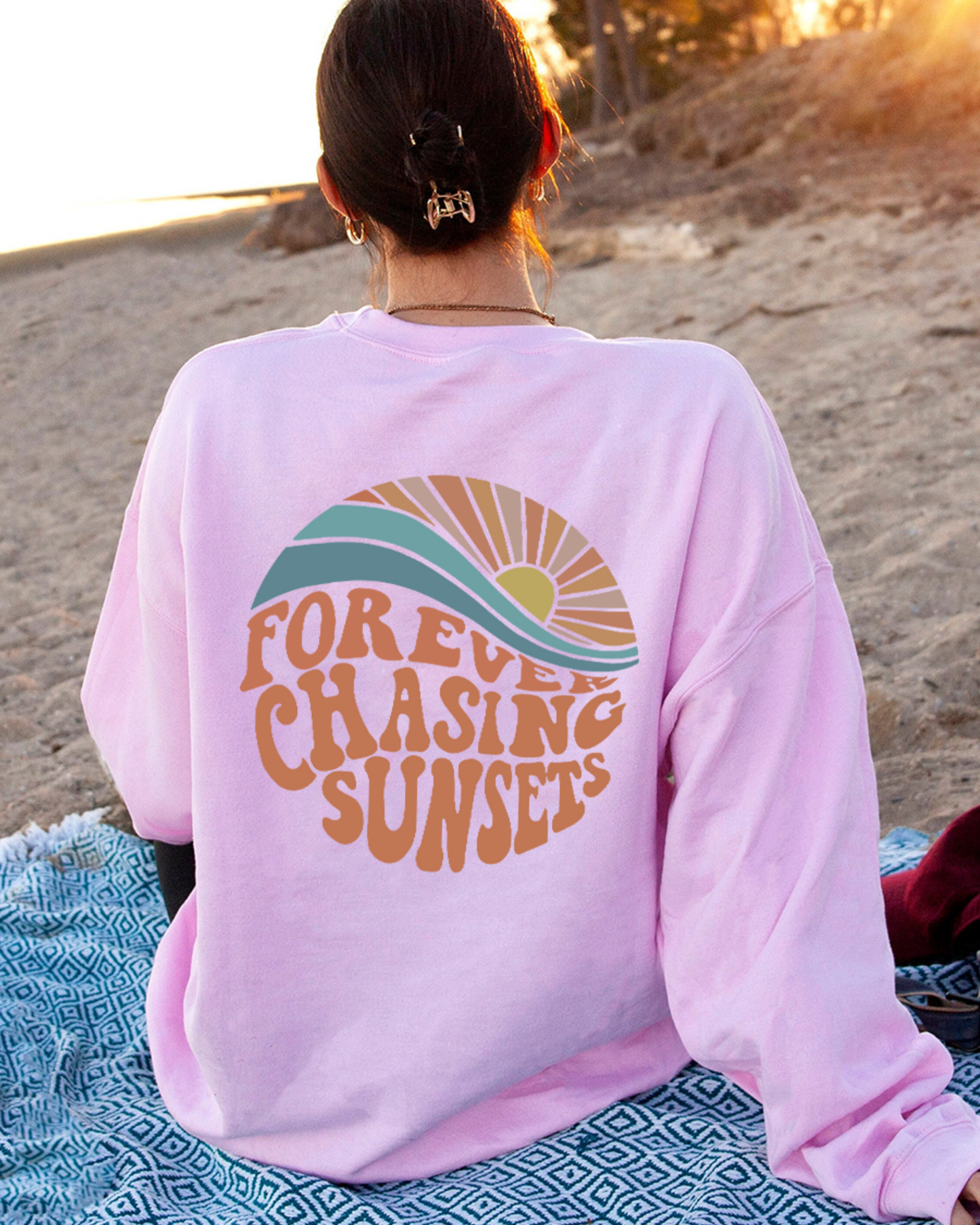 Fudus Crewneck: Chasing Sunsets Forever