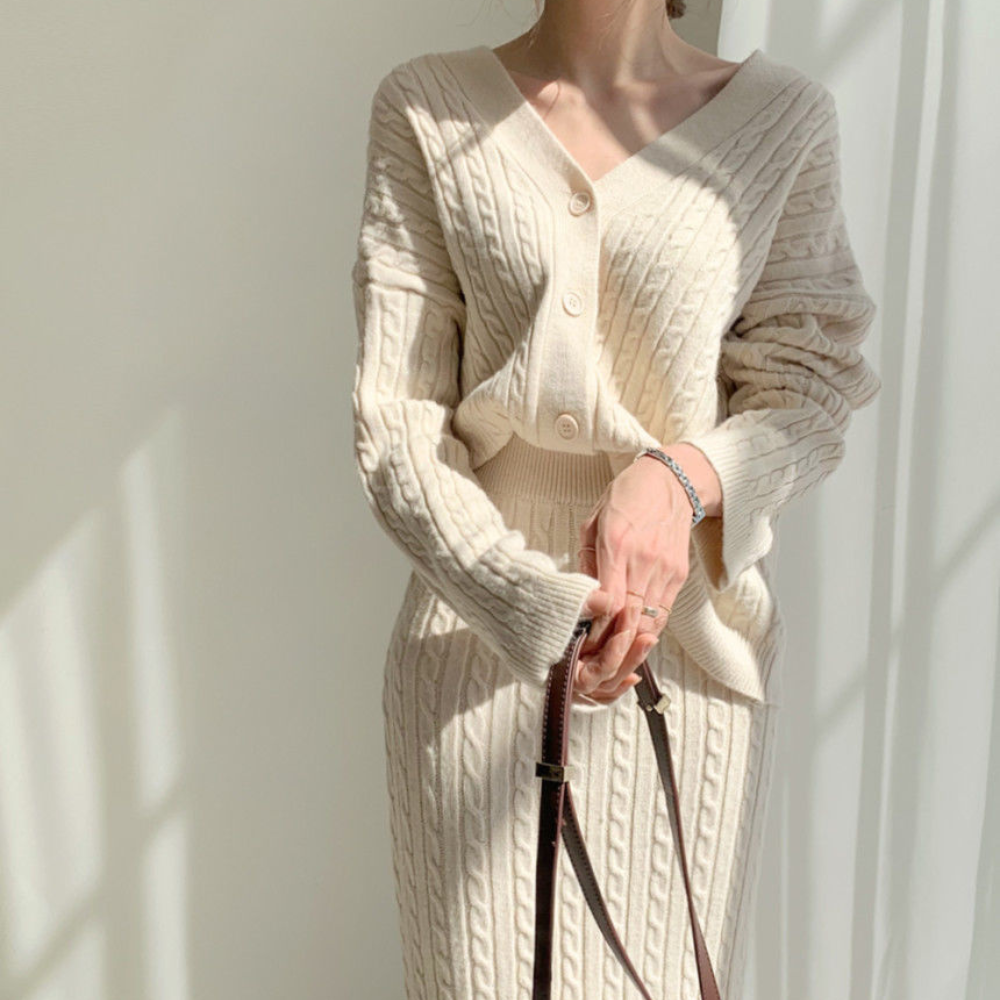 Amalie Strick-Set: Oberteil und Rock