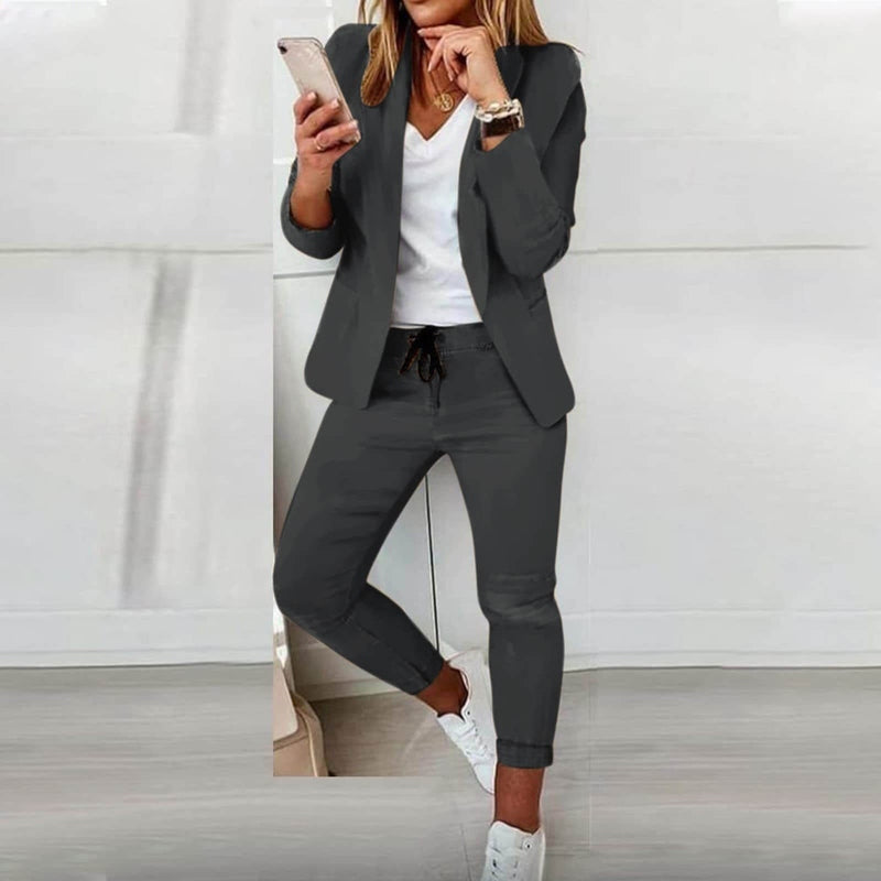 Stilvolles Set von Renee für modebewusste Damen