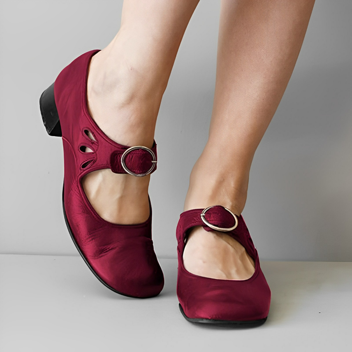 Jemenia Damenschuh, flache Schnallensandale