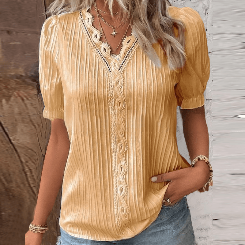Elegante Bluse von Fudus mit V-Ausschnitt und Spitze