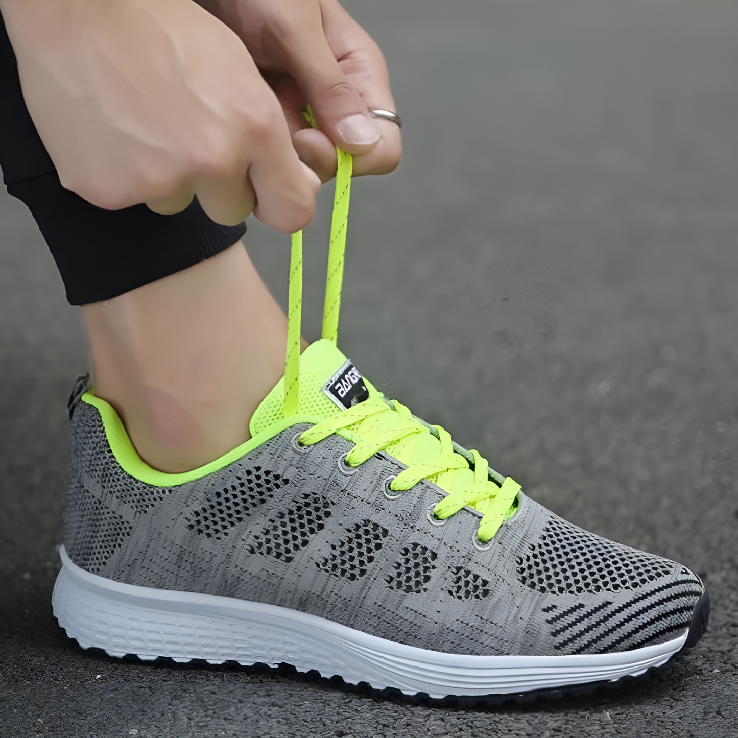 Komfortable und stilvolle orthopädische Unisex-Schuhe für alle.