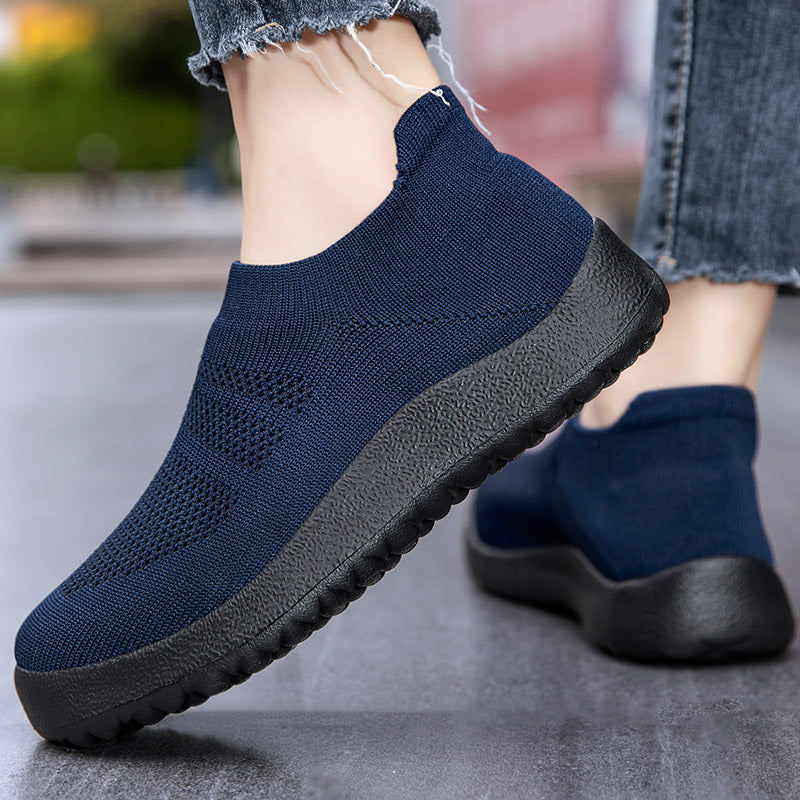 Lena: Orthopädische Damen-Slipper – bequem, stützend und atmungsaktiv