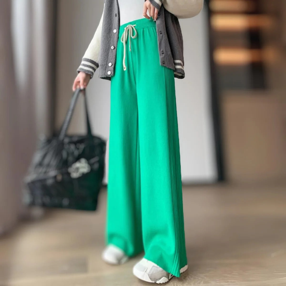 Alliesse Hose mit seitlichen Streifen