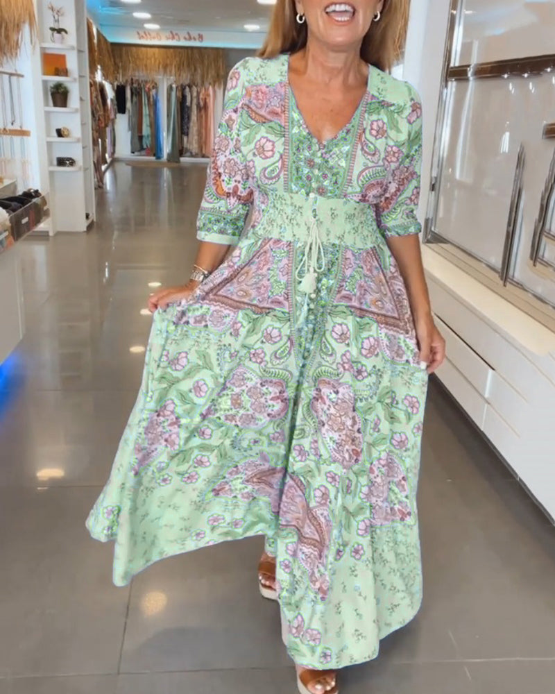 Damen-Sommerkleid mit V-Ausschnitt und Dreiviertelärmeln