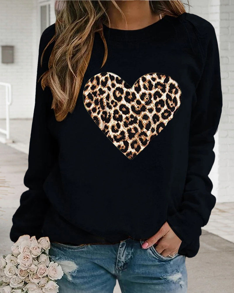 Edles Sweatshirt mit Leopardenherz-Druck von Fudus