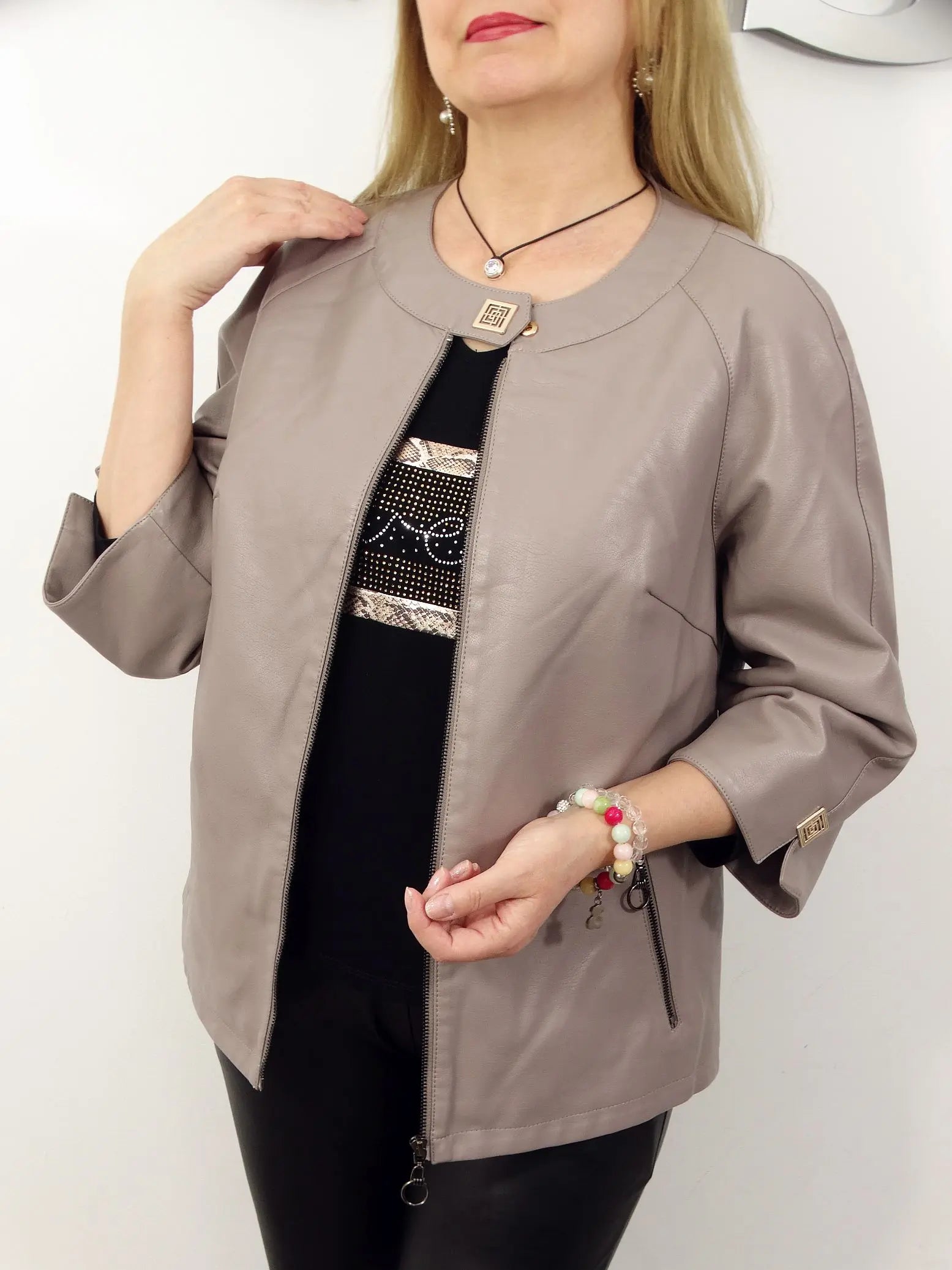 Krohn-e | Schicke Kunstlederjacke