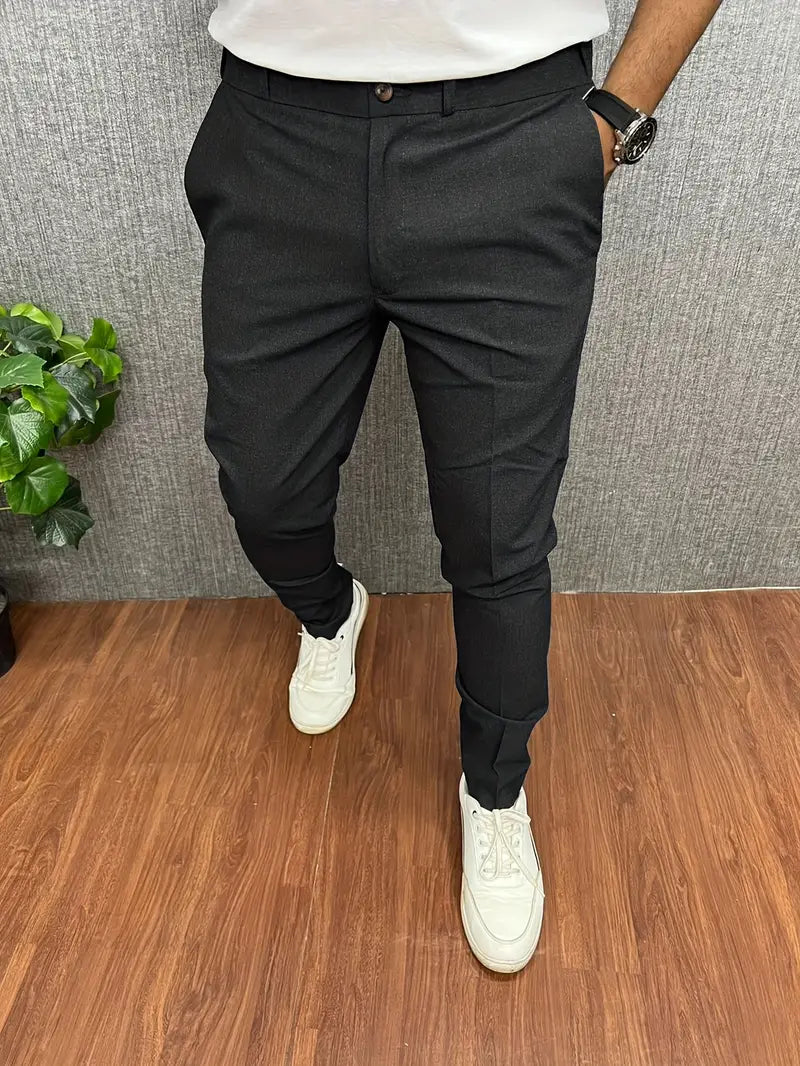 Moderne, elegante Herrenhose
