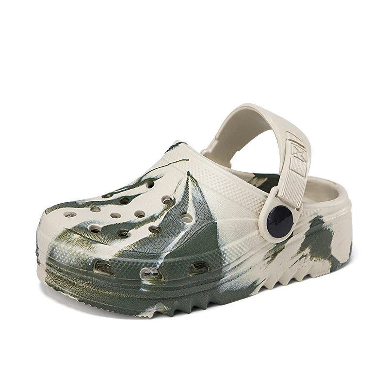 Komfortable, leichte Hausschuhe für drinnen und draußen