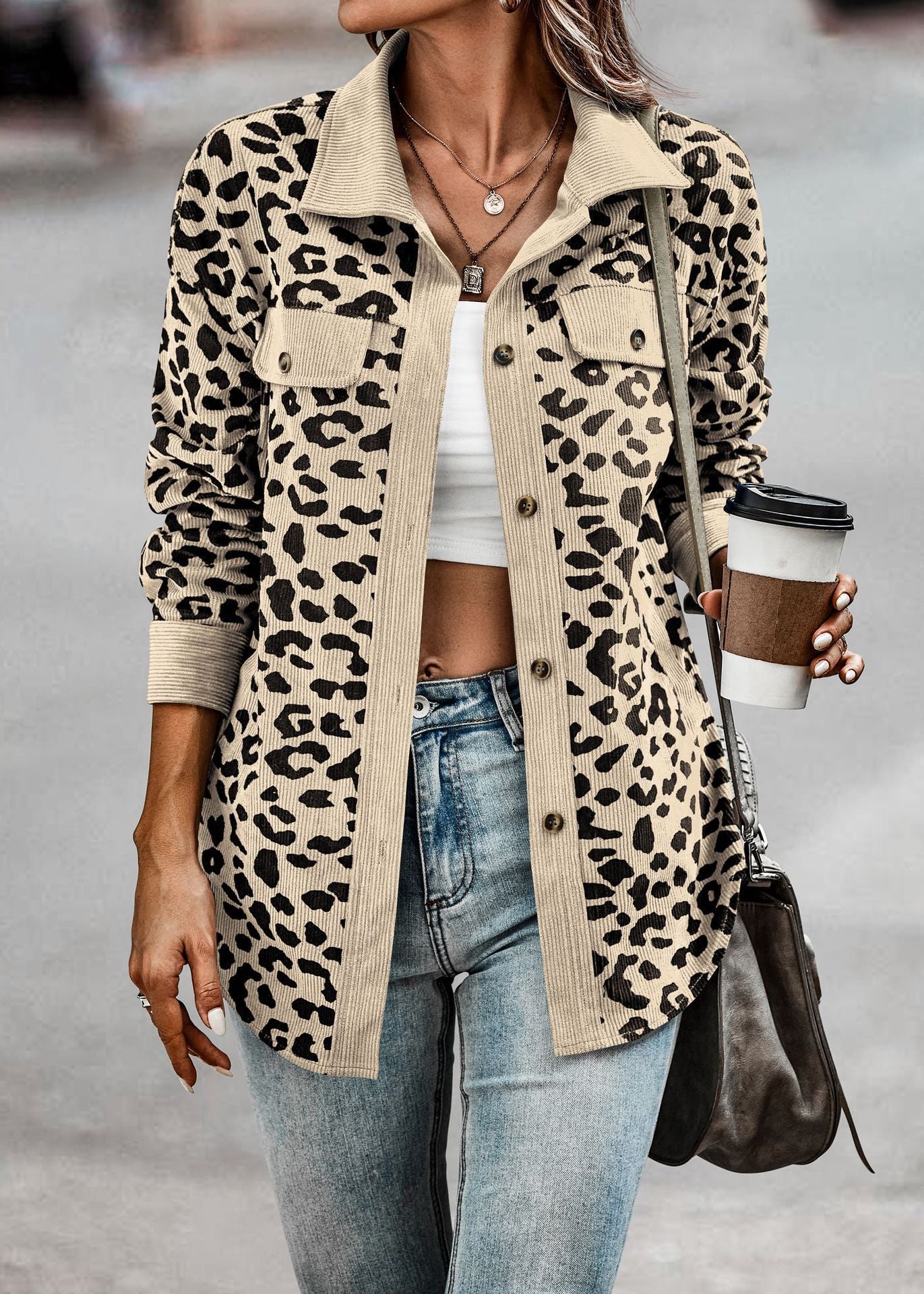 Krohn-e | Dschungel Chic Leopardjacke Mit Modernem Muster