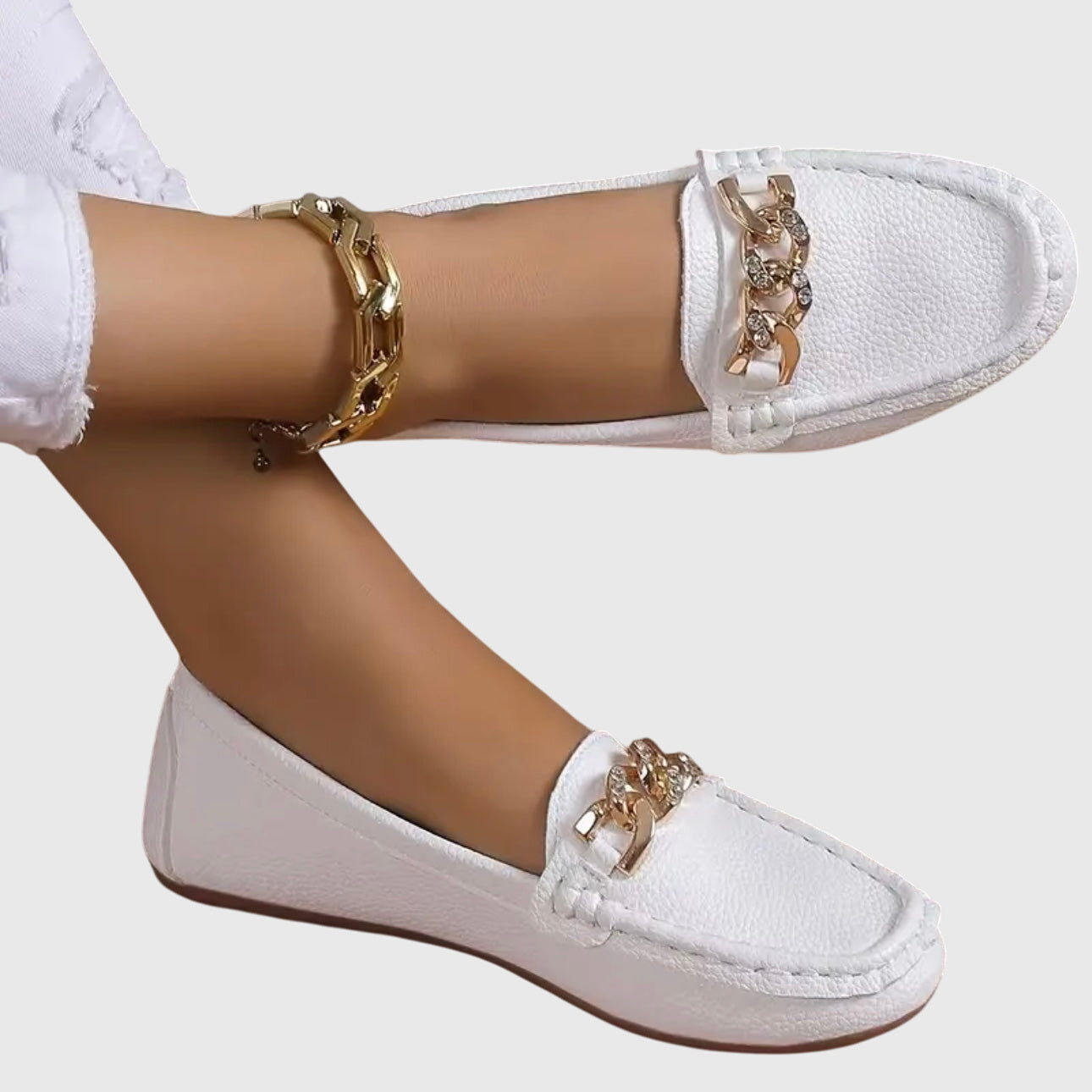 KROHN-E Damen Slip-On Loafer Weiß Gold-Kette Kunstleder