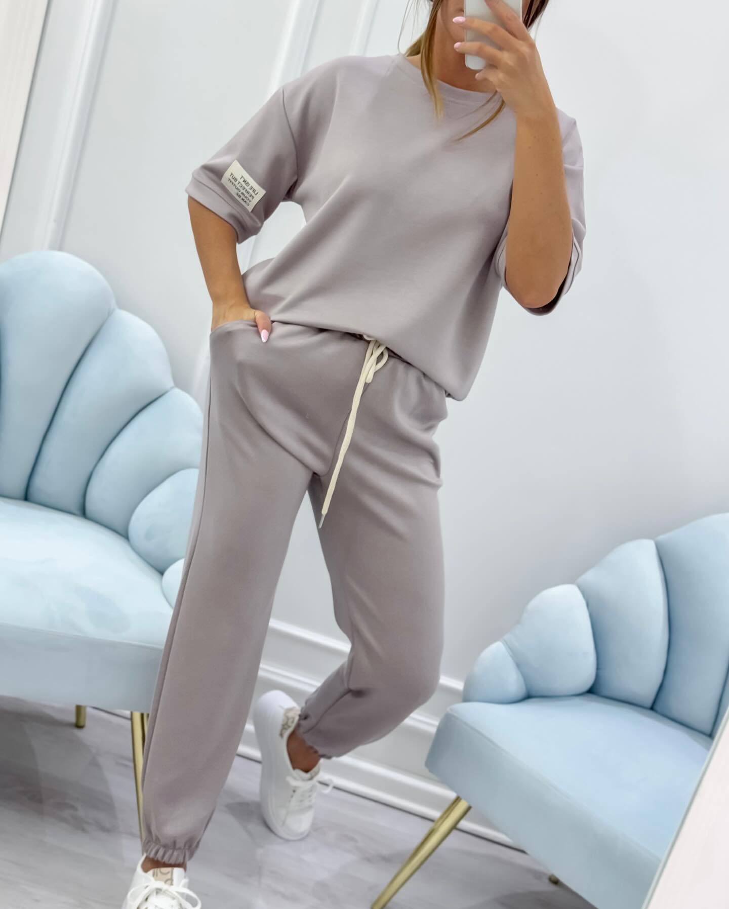 KROHN-E Damen Kurze Ärmel Set Entspannte Passform Vielseitiges Design