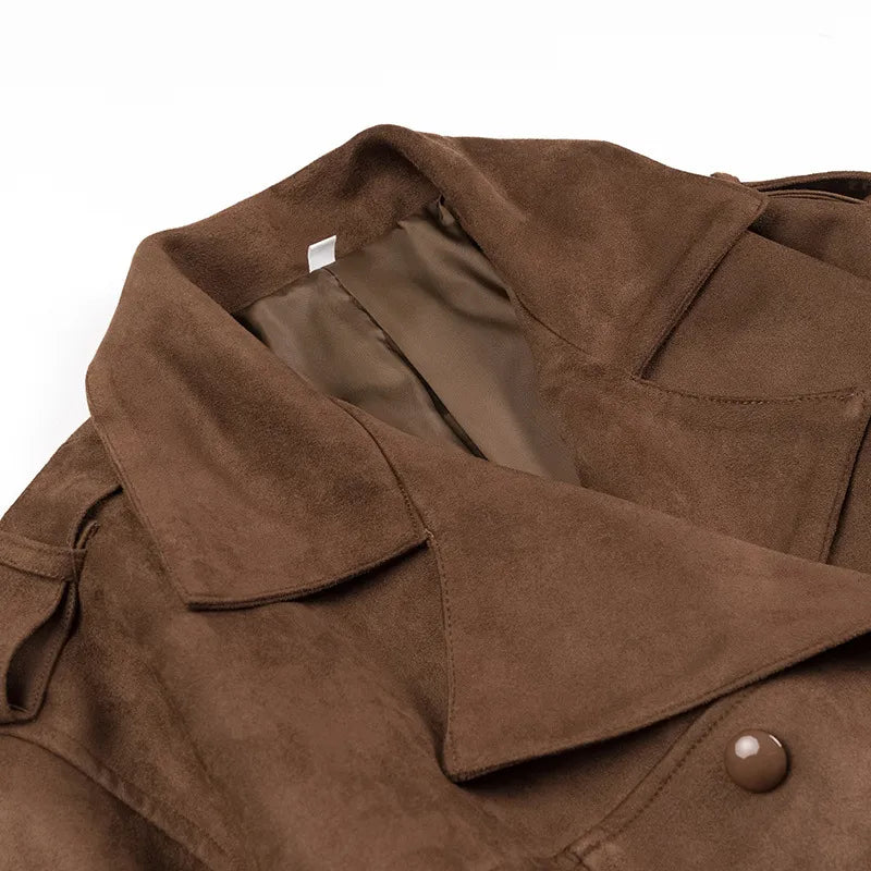 Krohn-e | Trenchcoat mit doppelter Brust und samtigem Revers