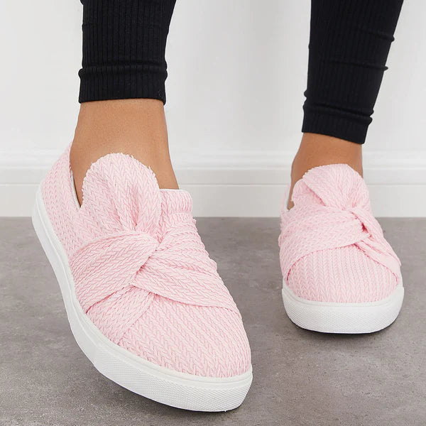 Orthopedic and everyday women's shoes