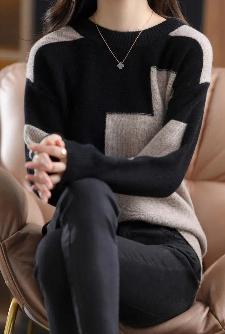 Fudus Sweatshirt mit schwarzem geometrischem Muster