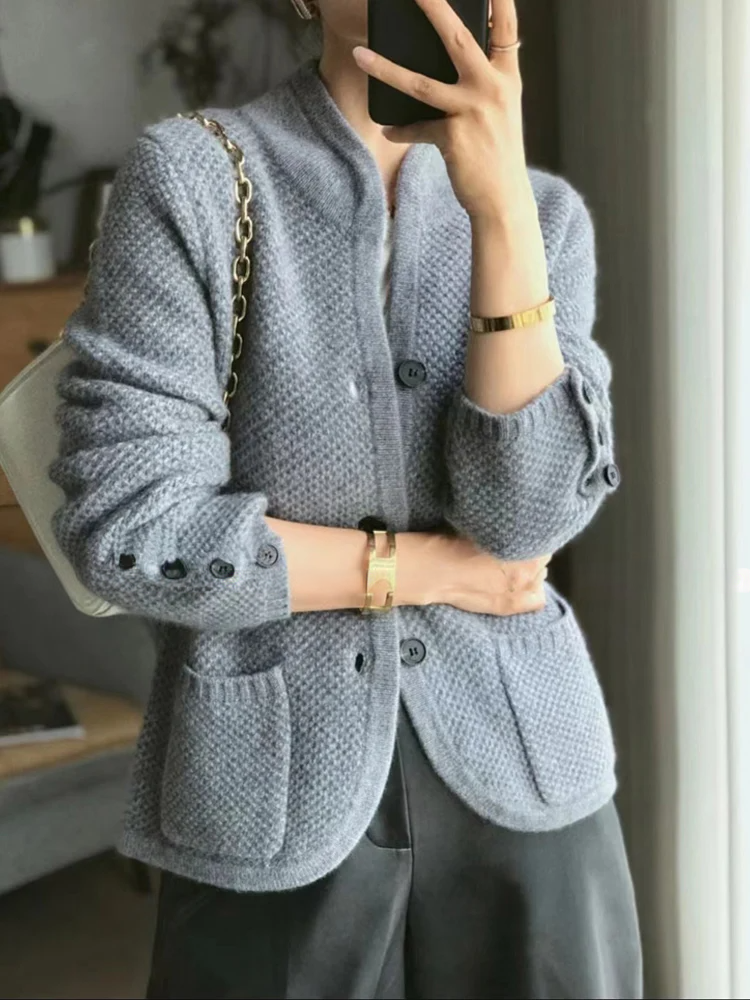Krohn-e | Eleganter Strickcardigan mit Hohem Kragen
