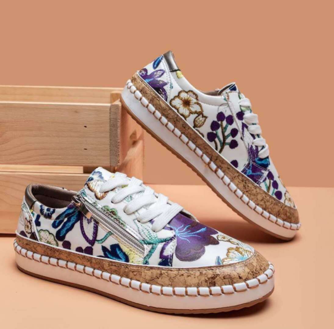 Damen-Schuhe aus vulkanisiertem Blumenstoff
