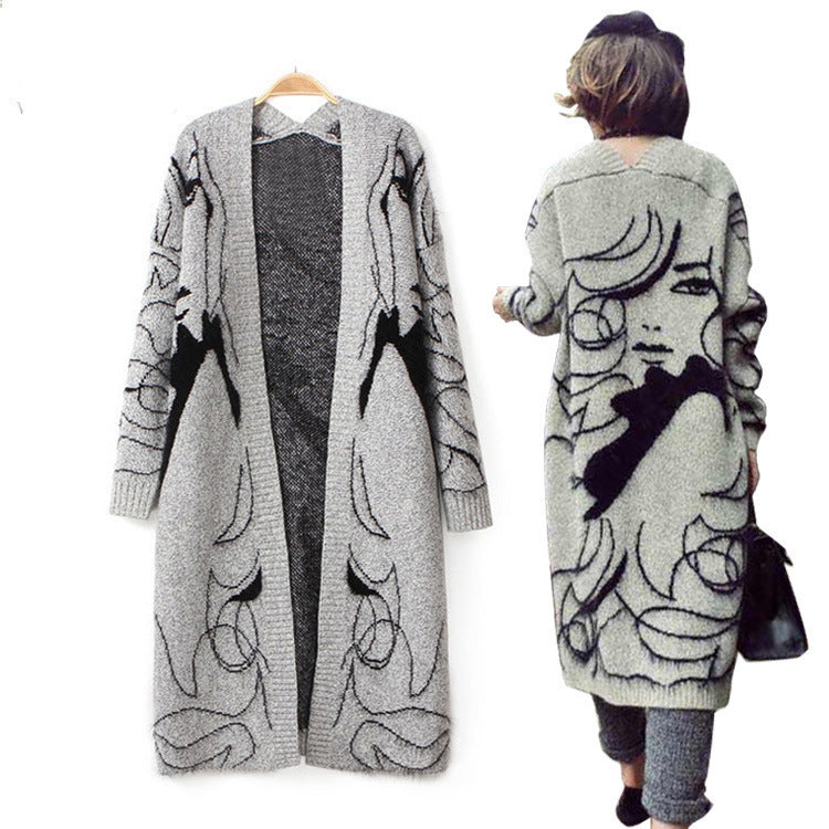 Damen Strickmantel mit künstlerischem Motiv und offener Front Krohn-e - Krohn-e