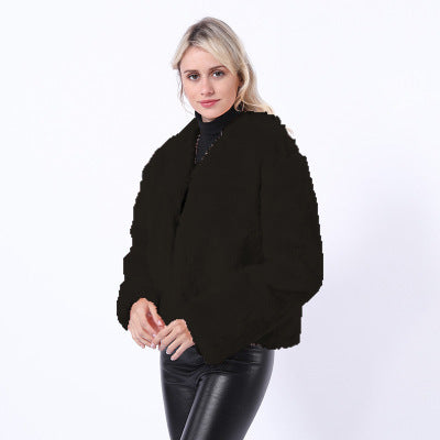Damen Kurze Kunstpelzjacke mit modernem Schnitt und breit geschnittenen Ärmeln Krohn-e
