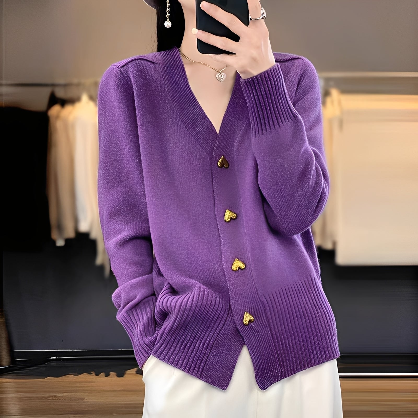 Krohn-e | Strickjacke mit Herzknöpfen für Frauen