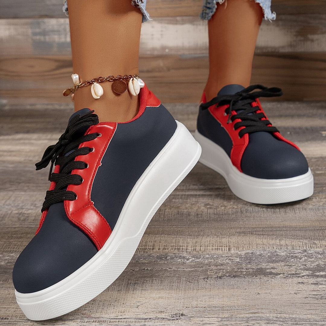 SYLVIA: Flache Sportschuhe