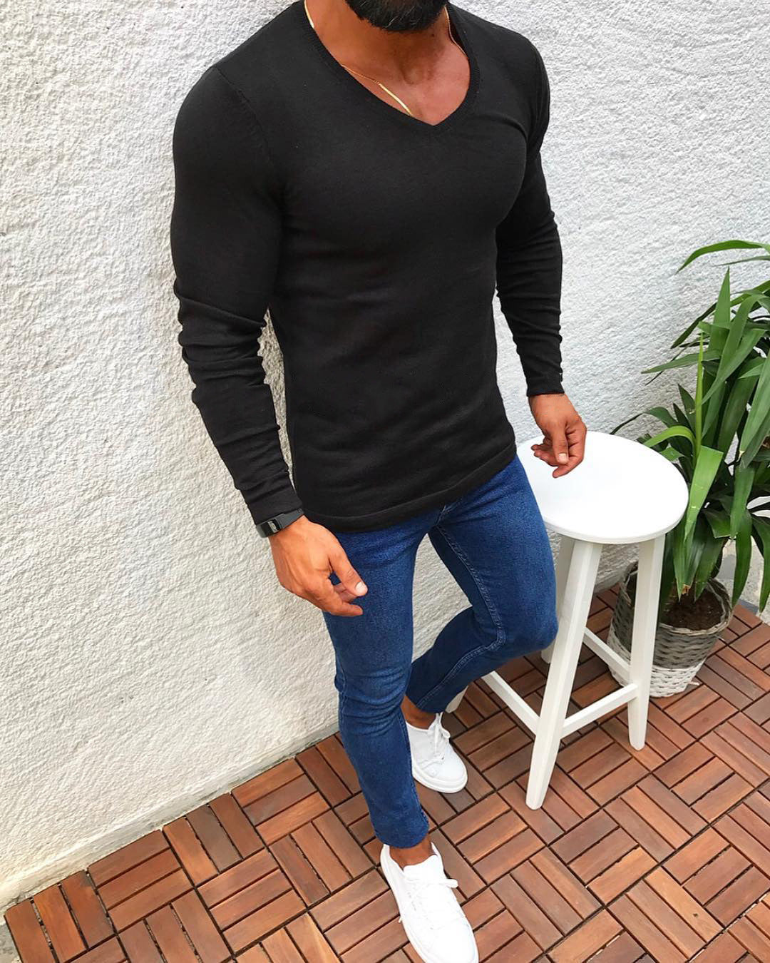 Herren figurbetontes Longsleeve aus Baumwolle mit V-Ausschnitt Krohn-e