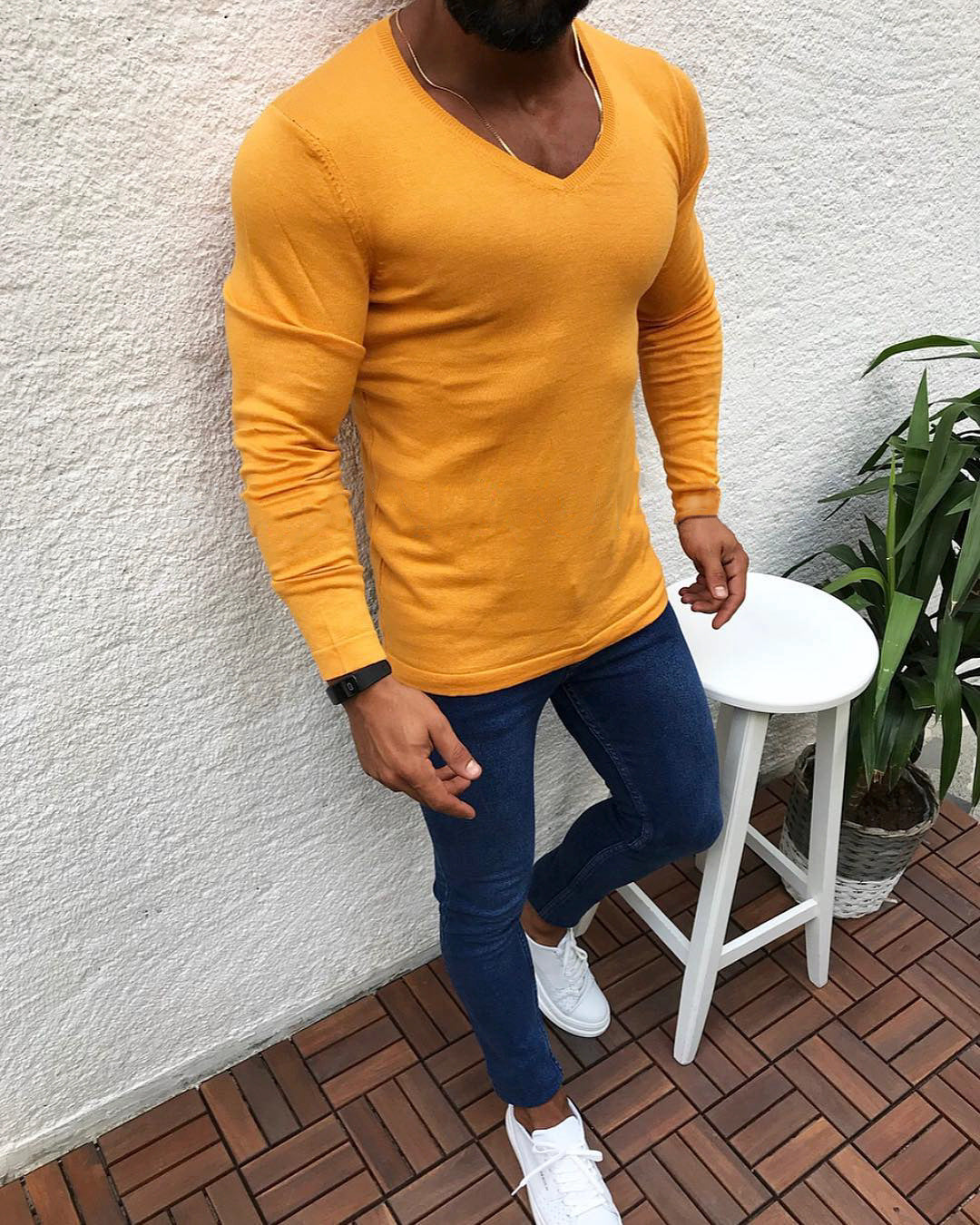 Herren figurbetontes Longsleeve aus Baumwolle mit V-Ausschnitt Krohn-e