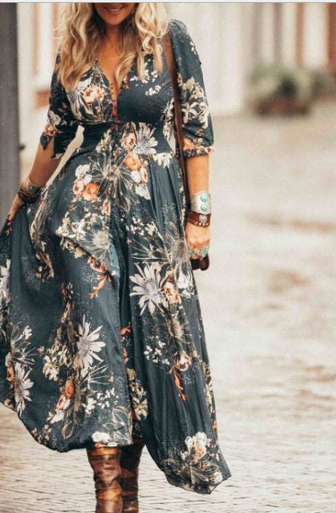 Fudus verführerisches Kleid mit V-Ausschnitt und Druckdesign