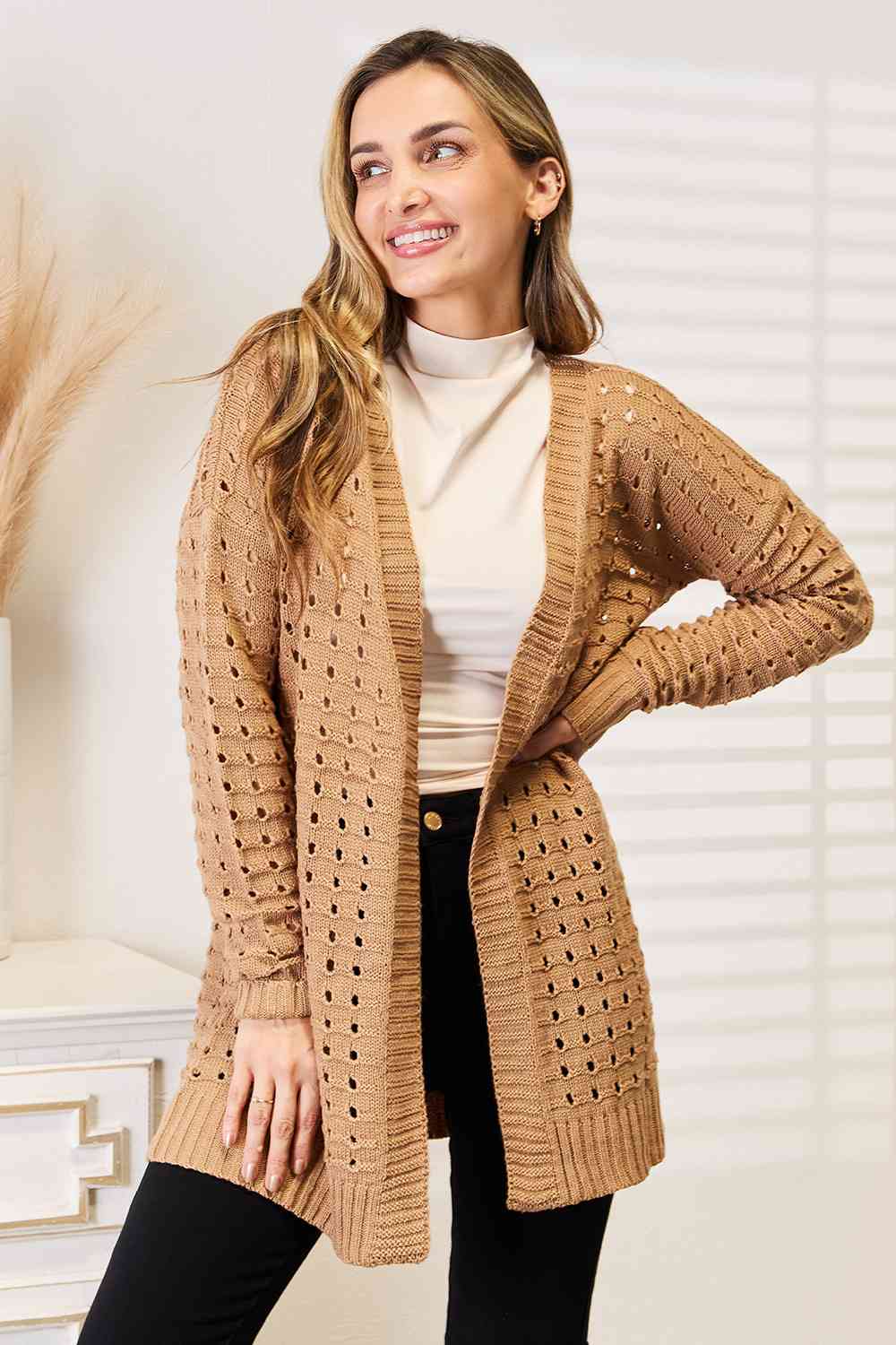 Krohn-e | Horizontal gerippte Strickjacke mit offener Vorderseite