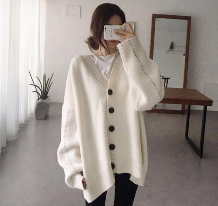Damen lässige Strickjacke mit übergroßem Schnitt und großen Knöpfen Krohn-e