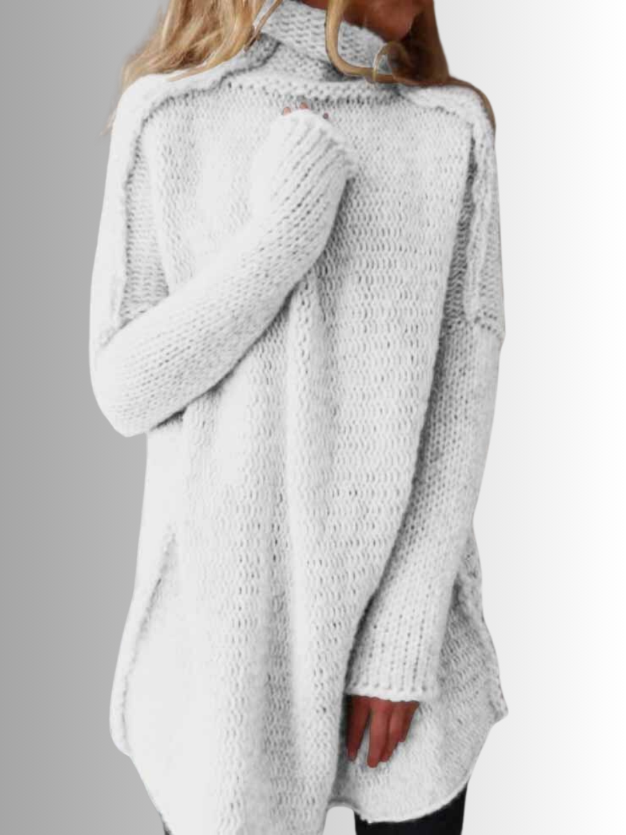Krohn-e | Stilischer langer Pullover mit hohem Kragen