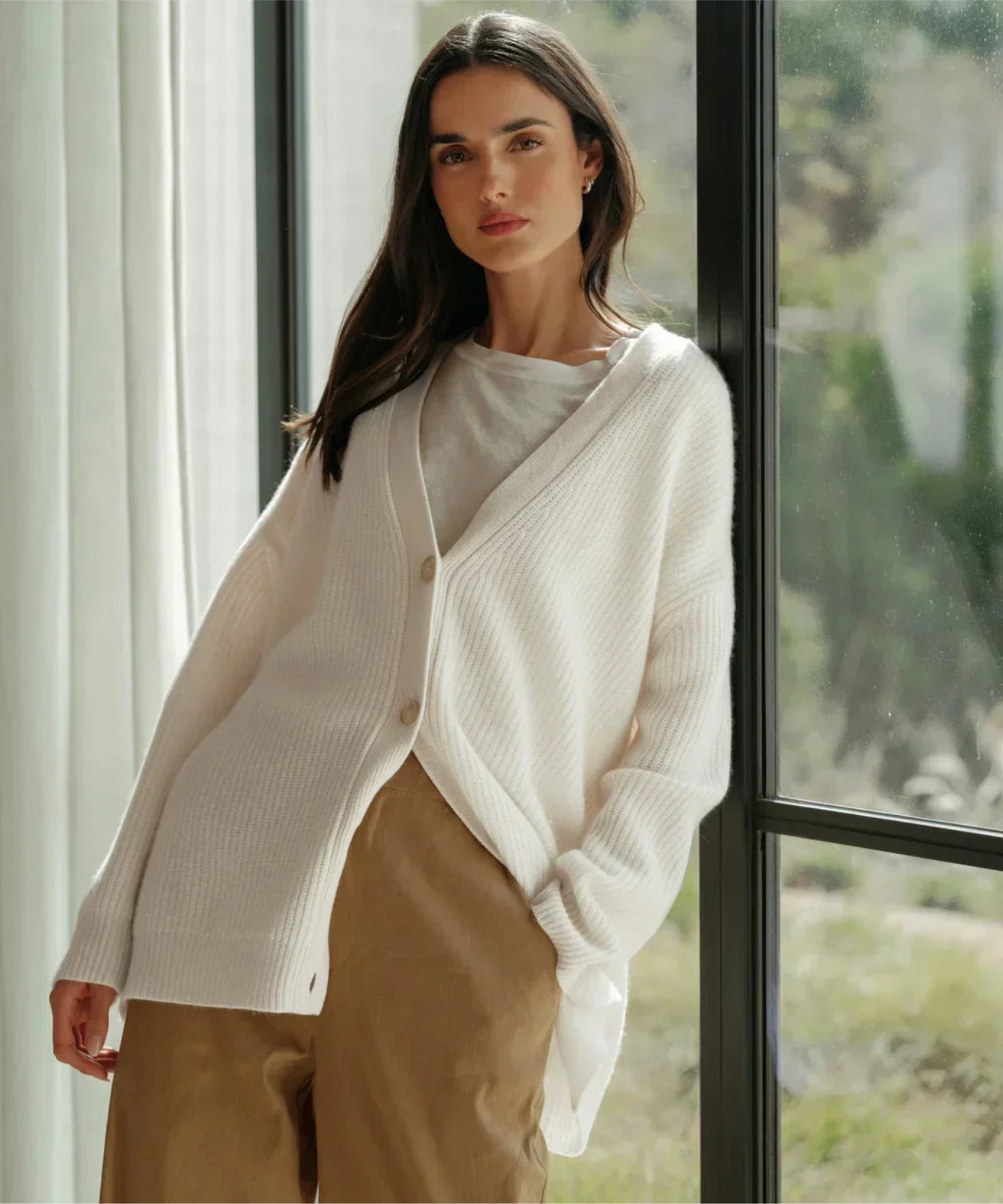 Krohn-e | V-Ausschnitt-Cardigan für Frauen