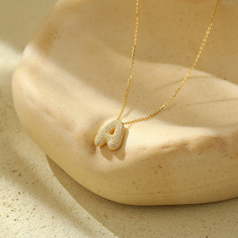 Fudus Stahl-Anhänger mit dicken Buchstaben