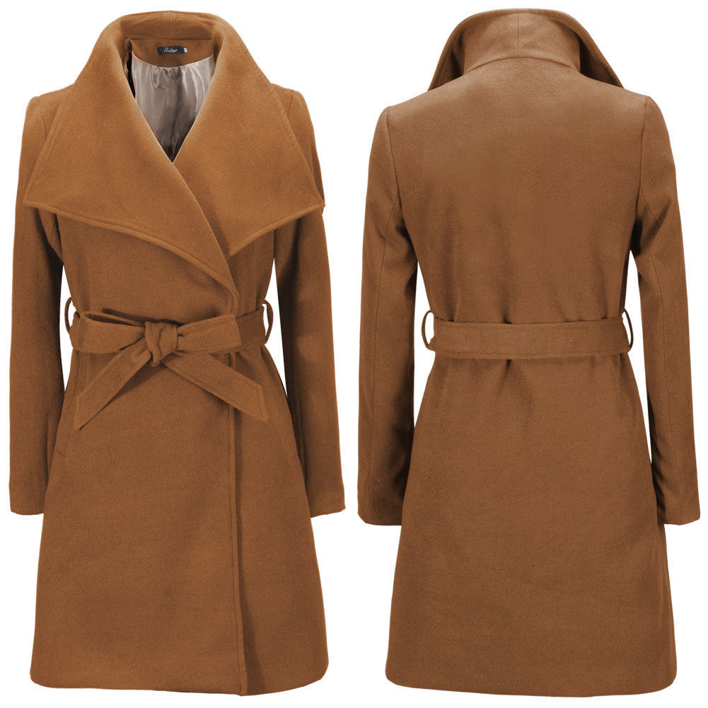 Damen eleganter Wickelmantel mit großem Kragen und Gürteldetail Krohn-e